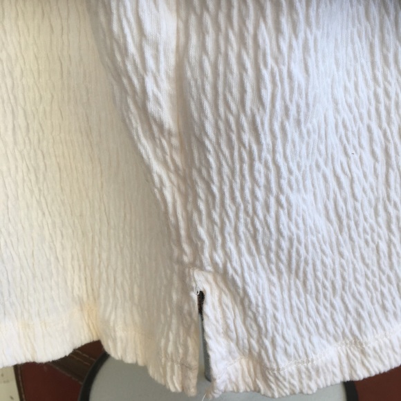 White Stag Woman Stretch White Top. Size 1X - Picture 6 of 8